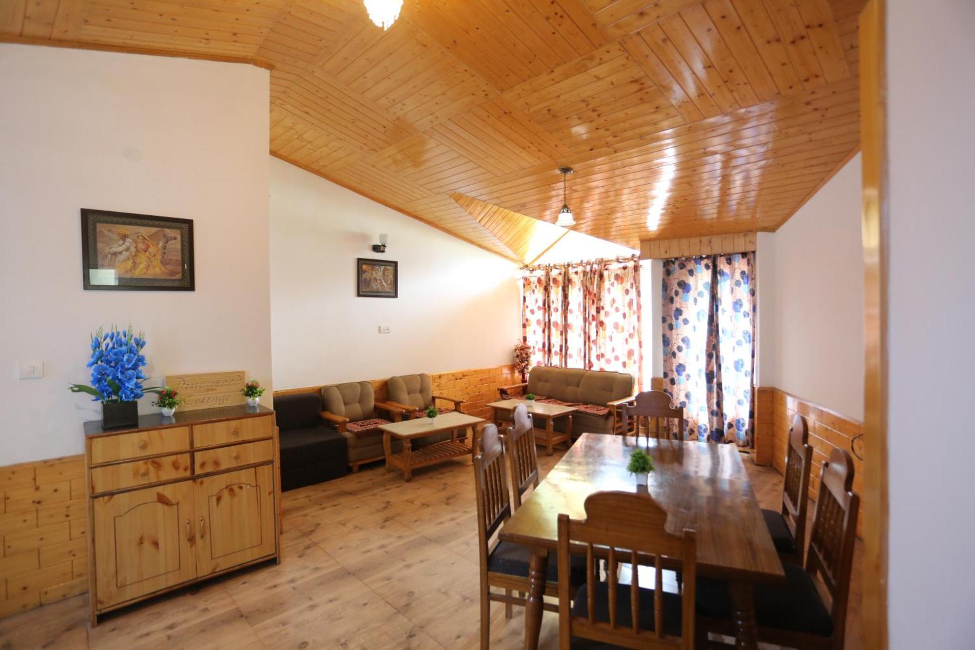 Hotel Surbhi Vashist Exterior foto